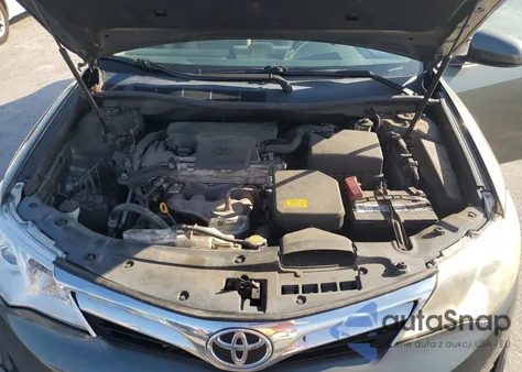 2012 Toyota Camry Base z USA, uszkodzony, nr VIN 4T1BF1FK2CU513216